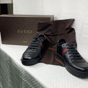 Gucci 283115 9.0G Black New Praga Print